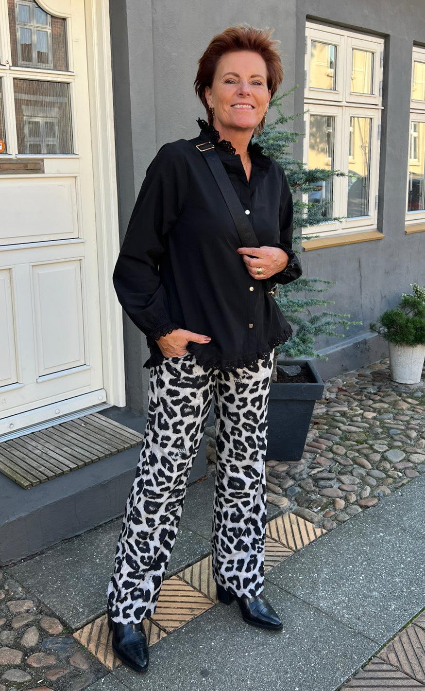 Say INA Copenhagen Bukser - Ida - Grey Leopard
