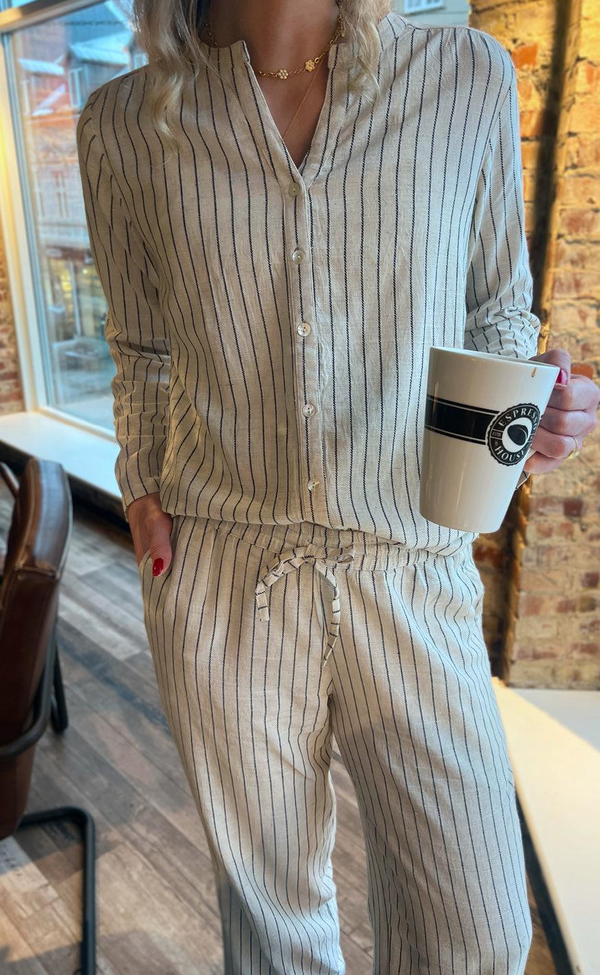 Say INA Copenhagen Bukser - Juliana Linen - Off White / Black Striped