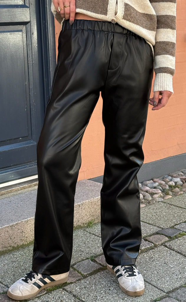Say INA Copenhagen Bukser - Liv Leather PU - Black