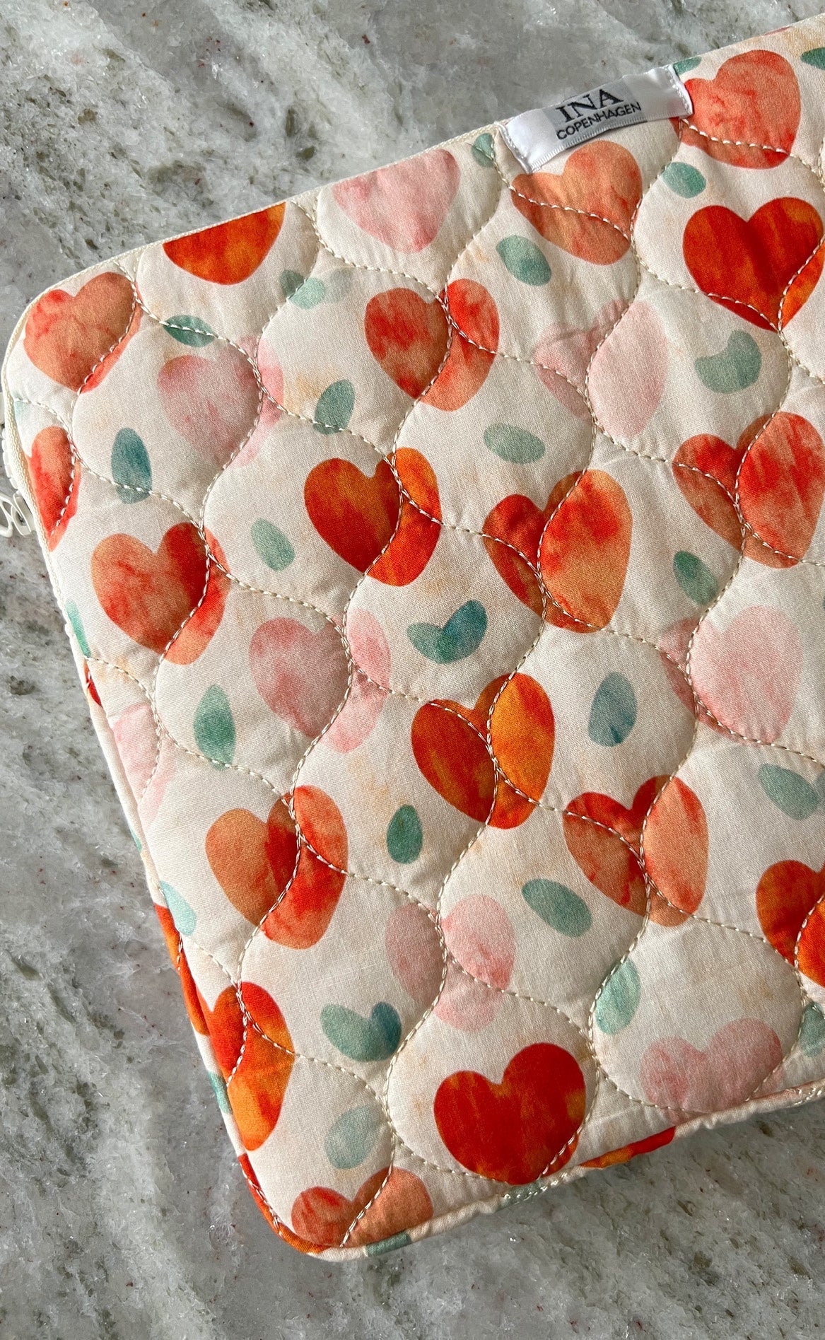Say INA Copenhagen Computer Sleeve - Sissel - Hearts