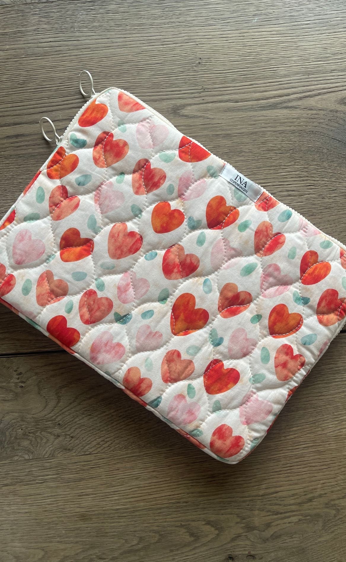 Say INA Copenhagen Computer Sleeve - Sissel - Hearts
