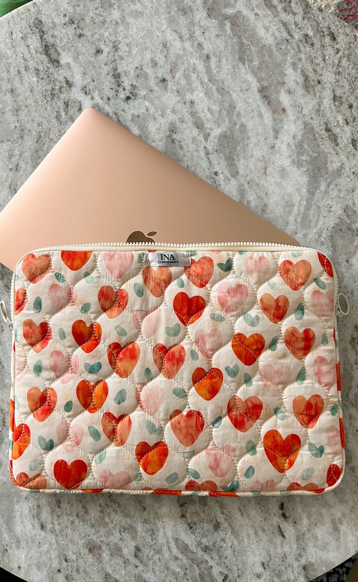 Say INA Copenhagen Computer Sleeve - Sissel - Hearts