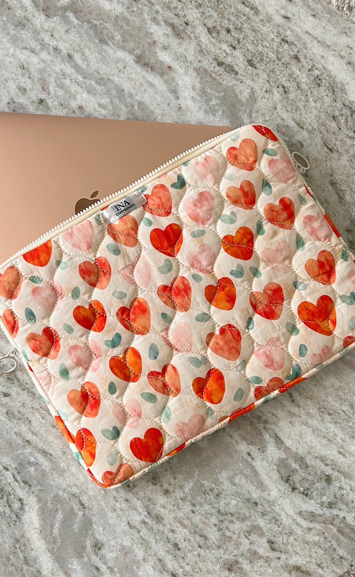 Say INA Copenhagen Computer Sleeve - Sissel - Hearts