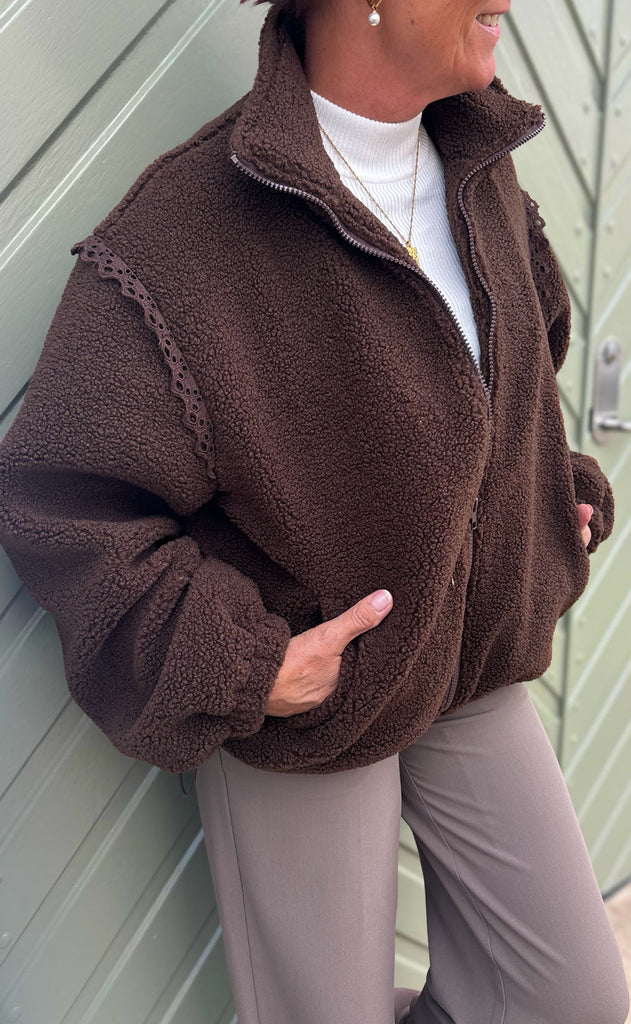 Say INA Copenhagen Fleece Jakke - Fia - Brown