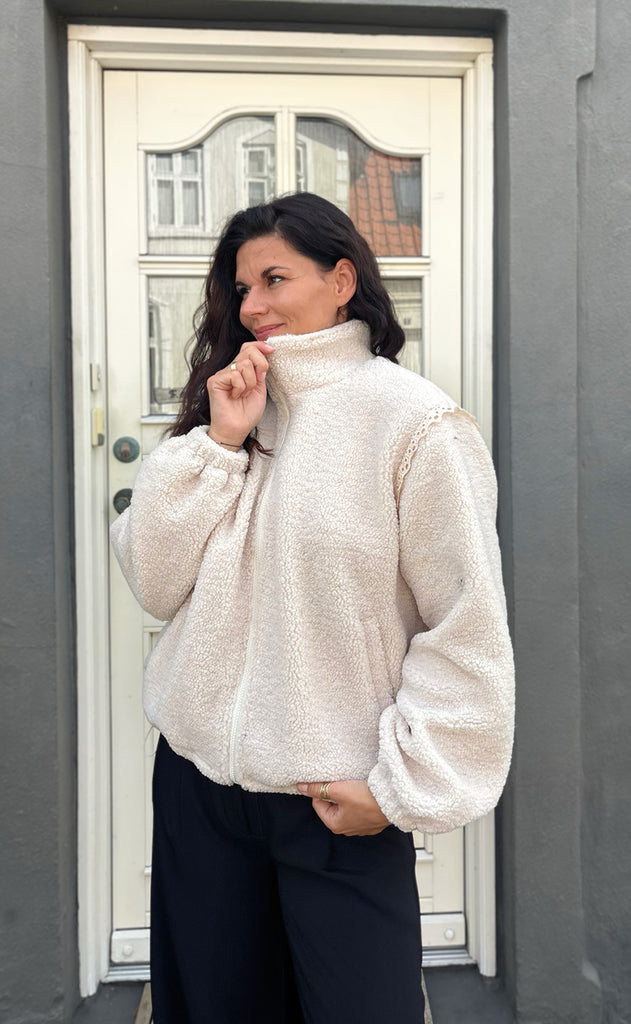 Say INA Copenhagen Fleece Jakke - Fia - Off White