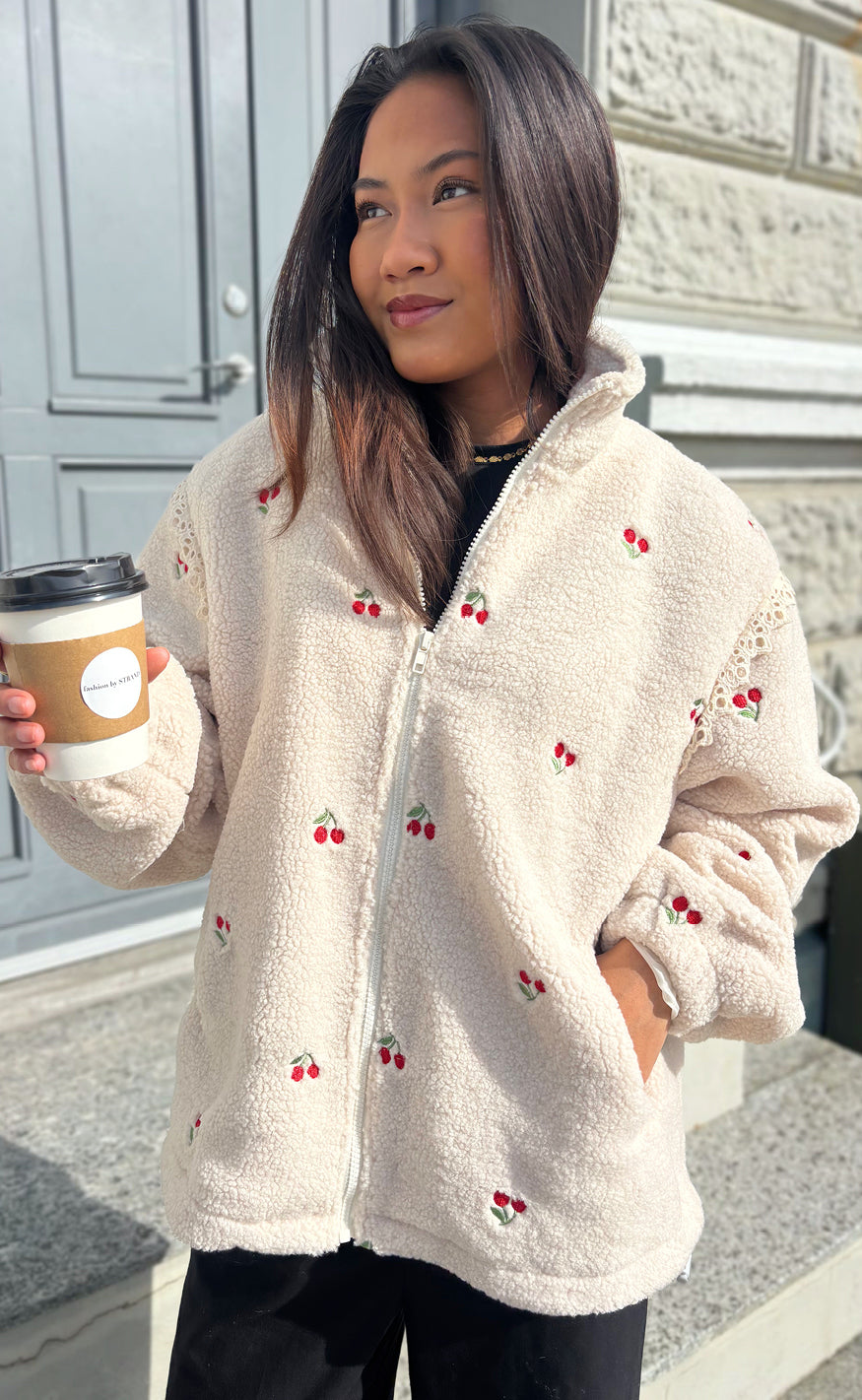 Say INA Copenhagen Fleece Jakke - Fia - Off White W. Cherries