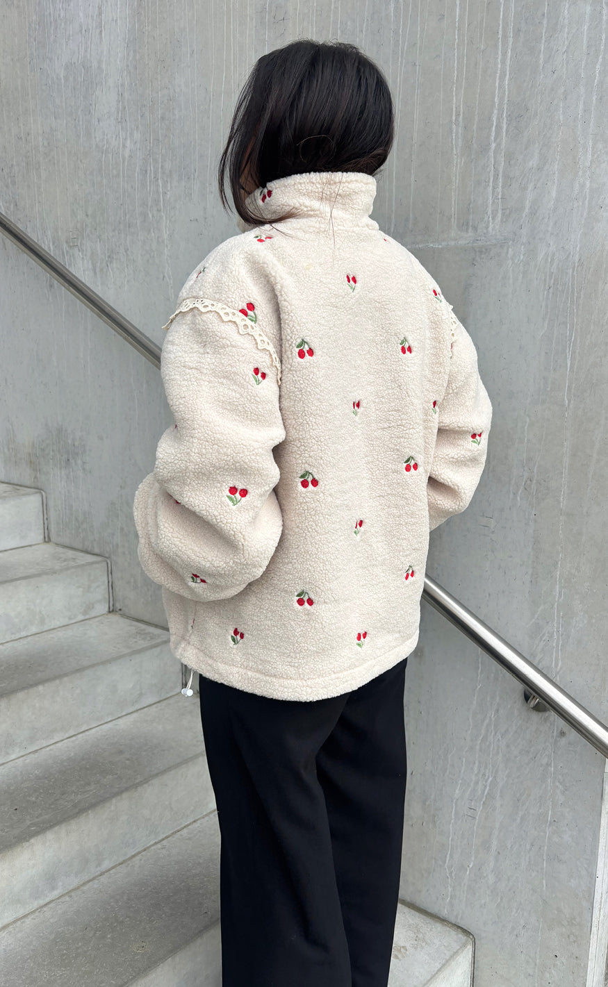 Say INA Copenhagen Fleece Jakke - Fia - Off White W. Cherries