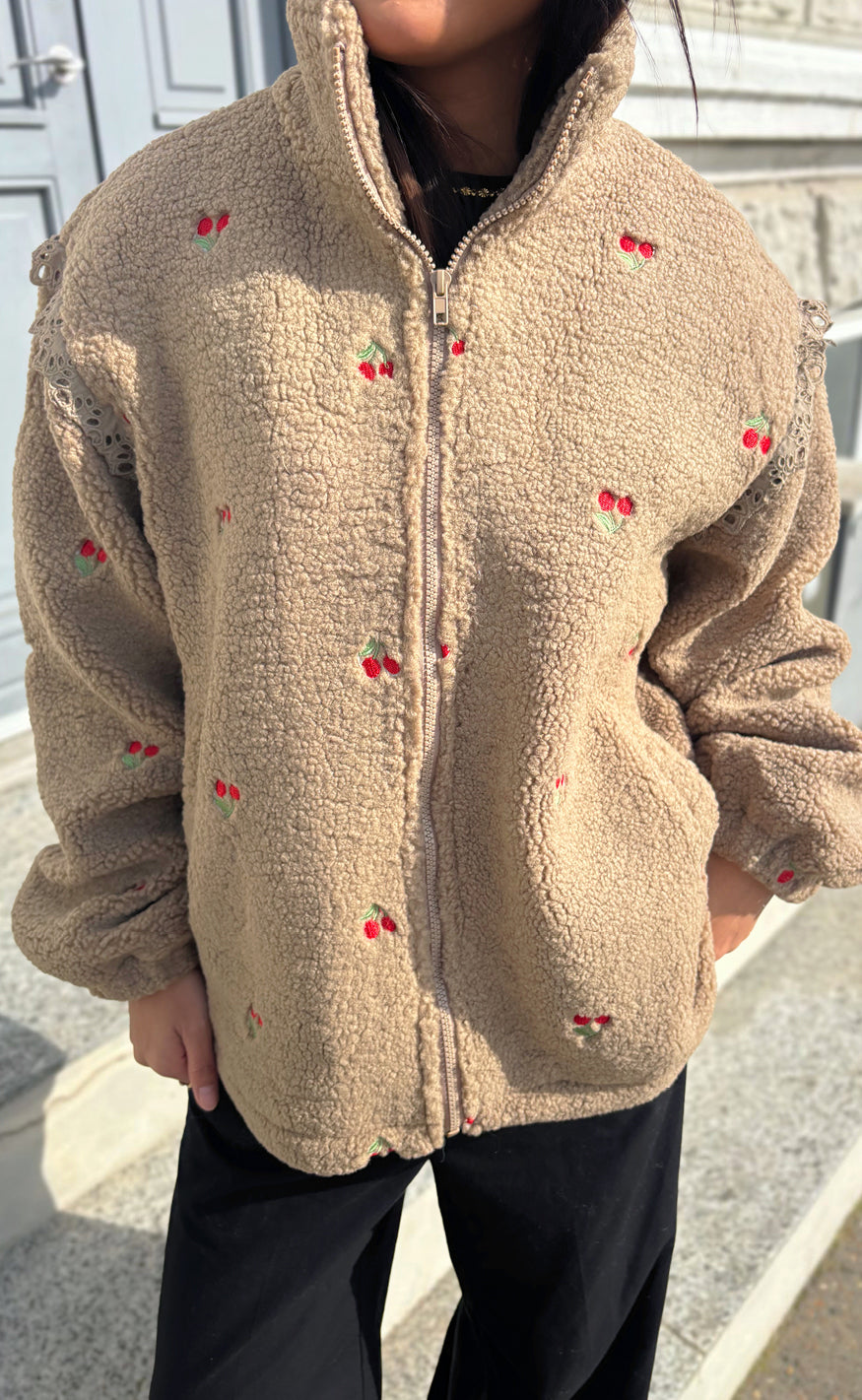 Say INA Copenhagen Fleece Jakke - Fia - Taupe W. Cherry
