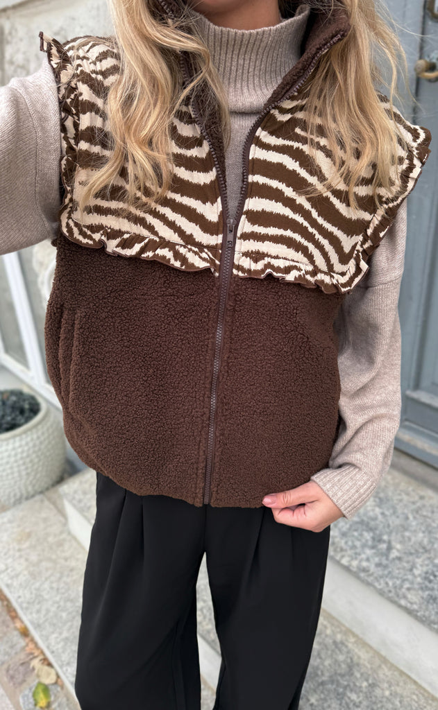Say INA Copenhagen Fleece Vest - Fia - Dark Brown W. Zebra