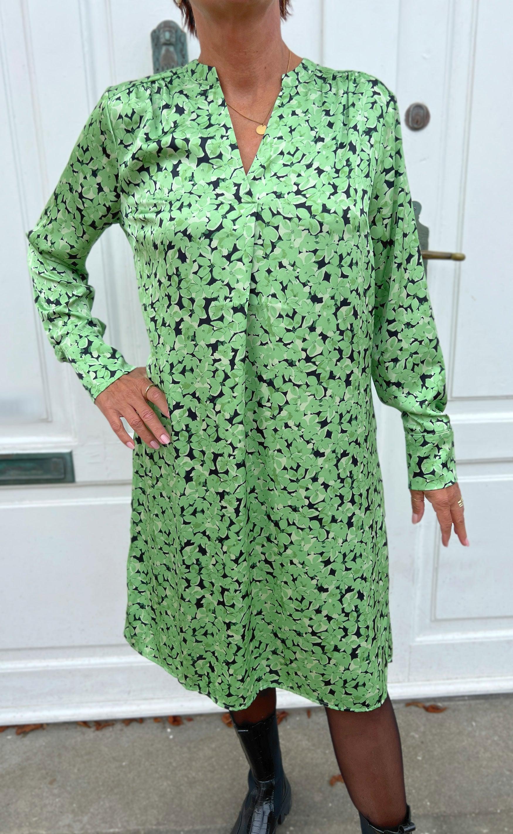 Say INA Copenhagen Kjole - Alina - Green Flower