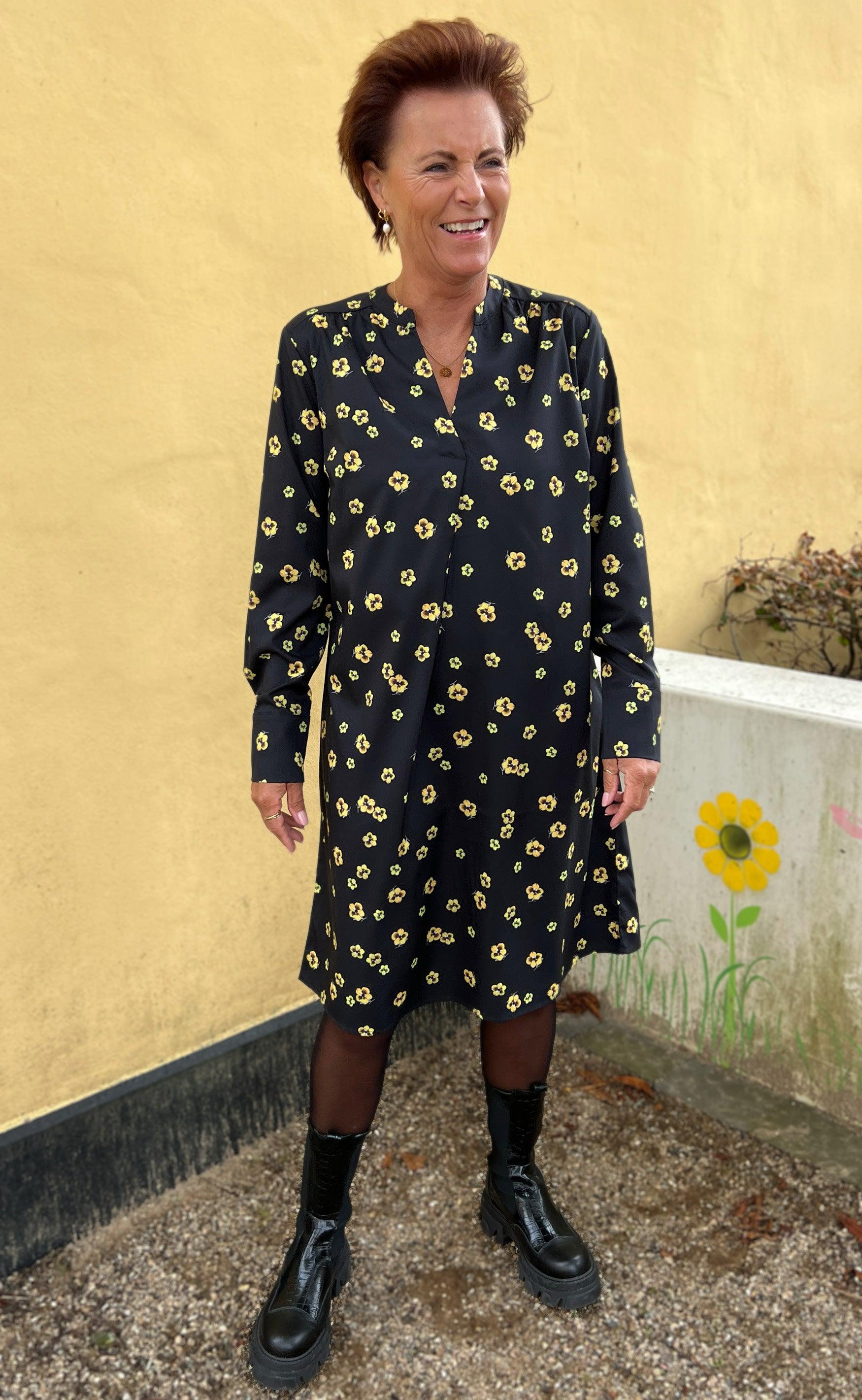 Say INA Copenhagen Kjole - Alina - Yellow Flower