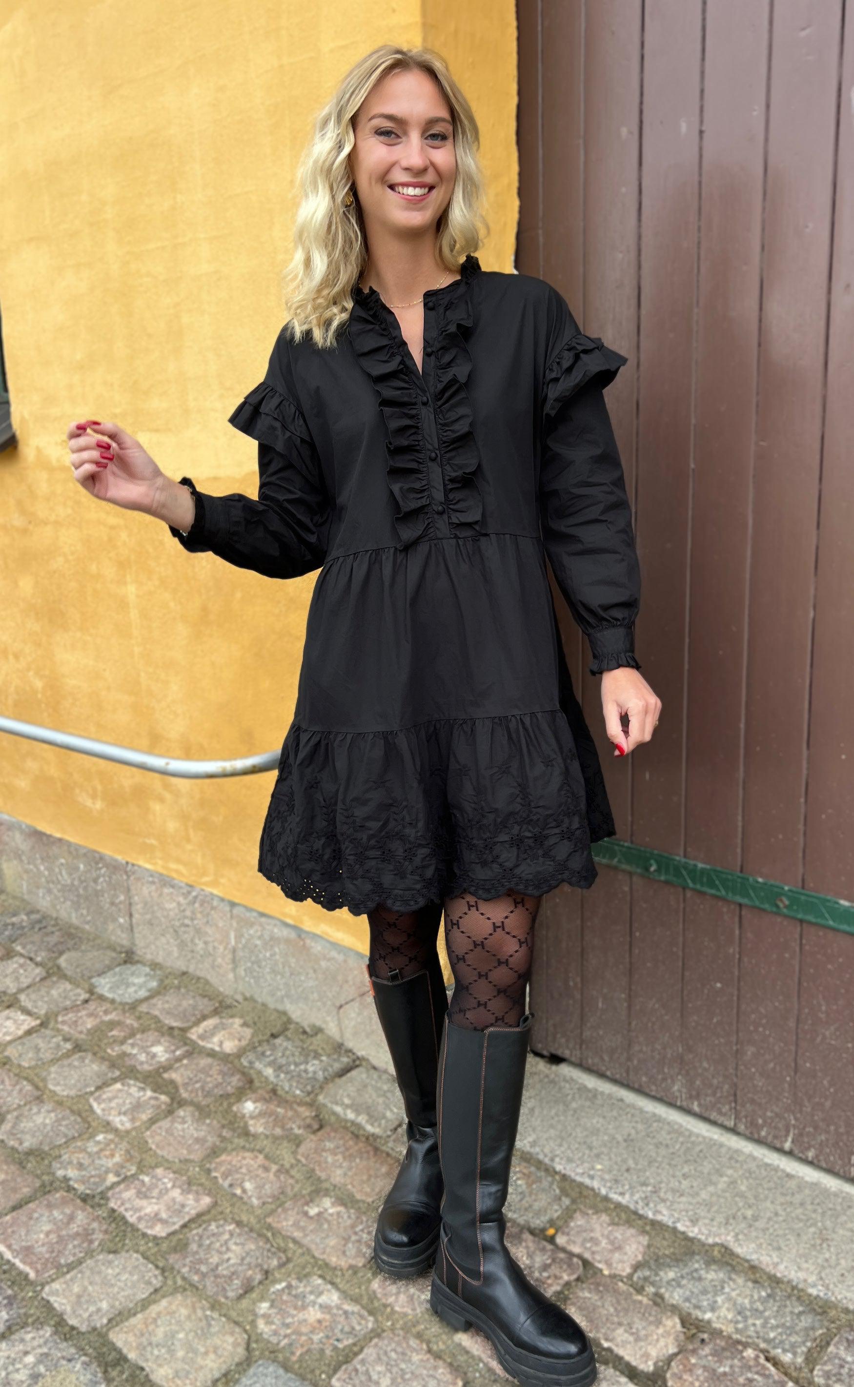 Say INA Copenhagen Kjole - Alma - Black