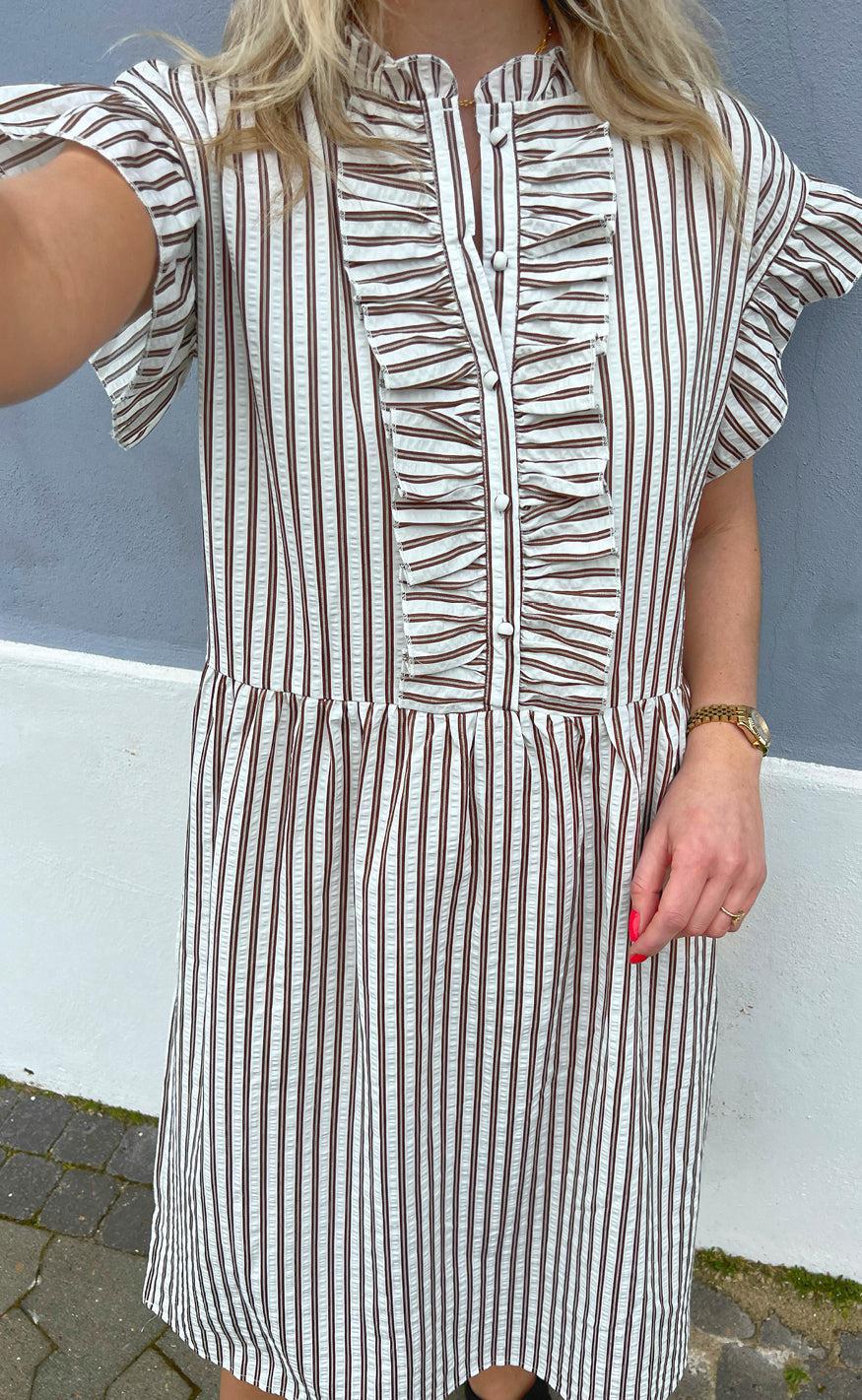 Say INA Copenhagen Kjole - Amelia - White/Brown Striped