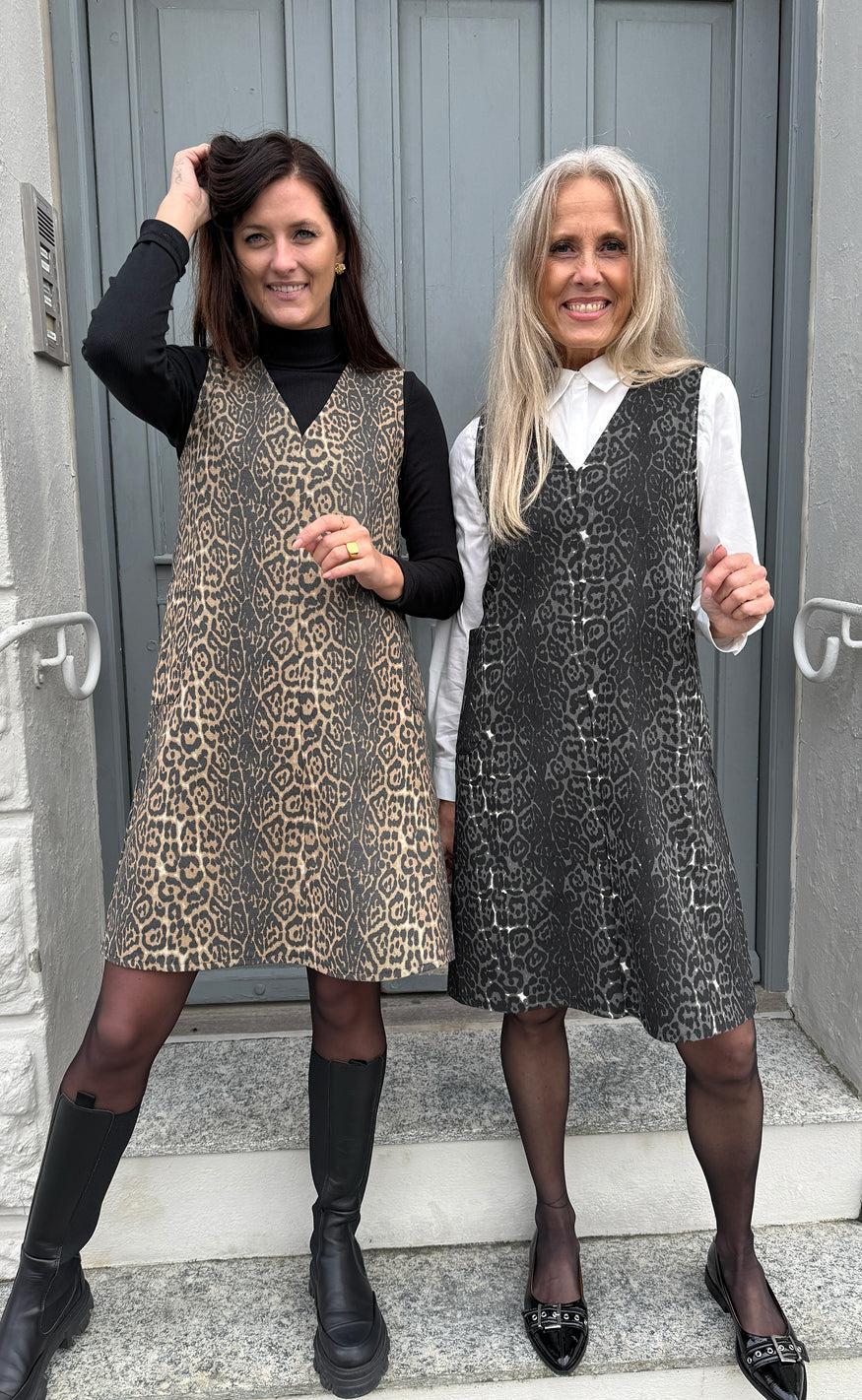 Say INA Copenhagen Kjole - Ania Spencer - Grey Leopard