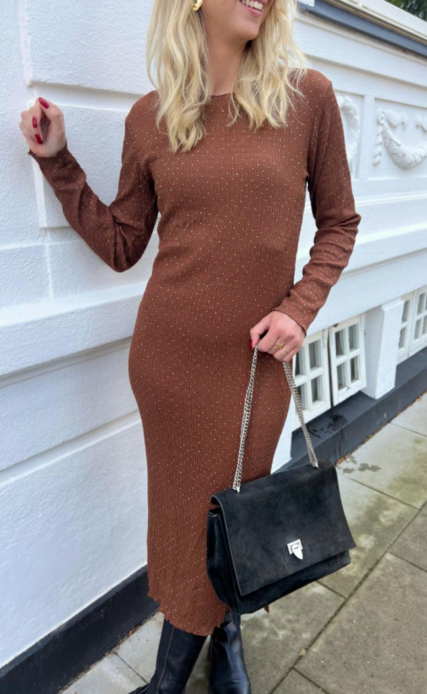Say INA Copenhagen Kjole - Anita - Brown W. Gold Dots