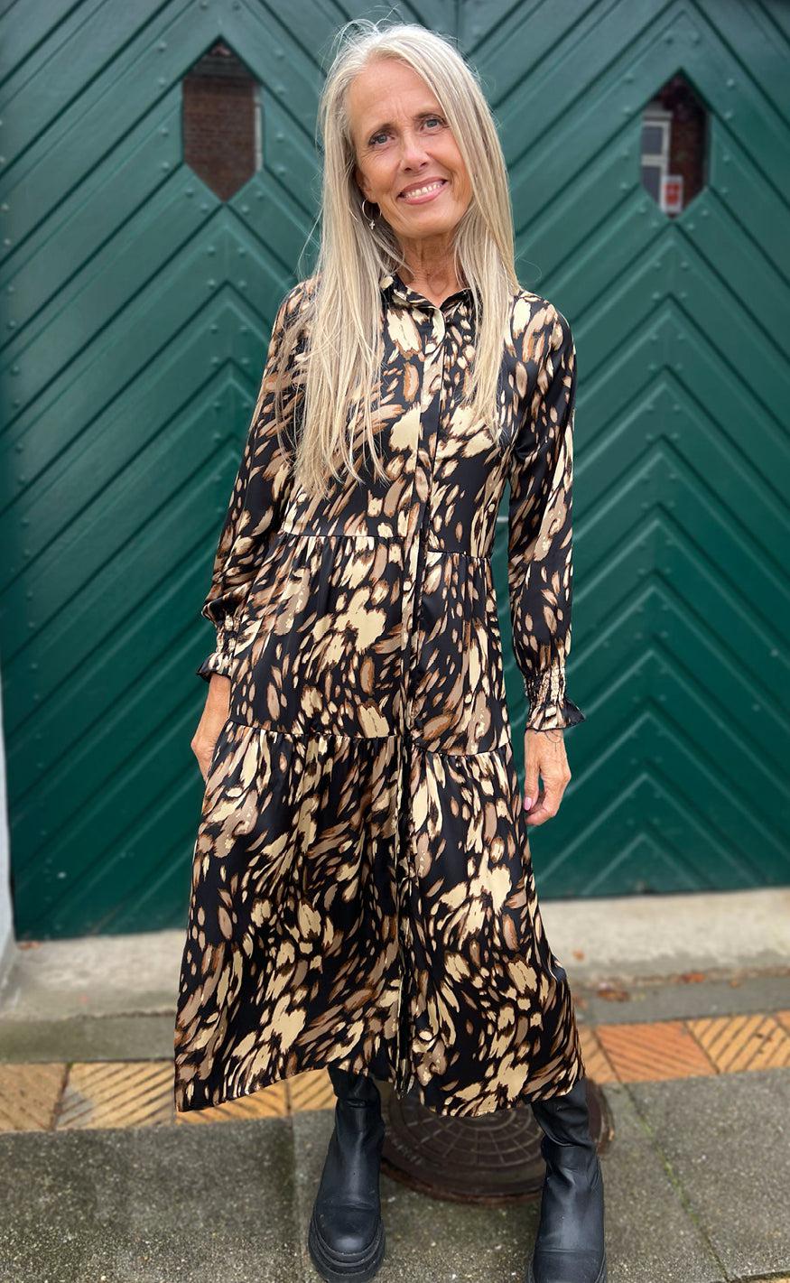 Say INA Copenhagen Kjole - Anna - Black/Brown Print
