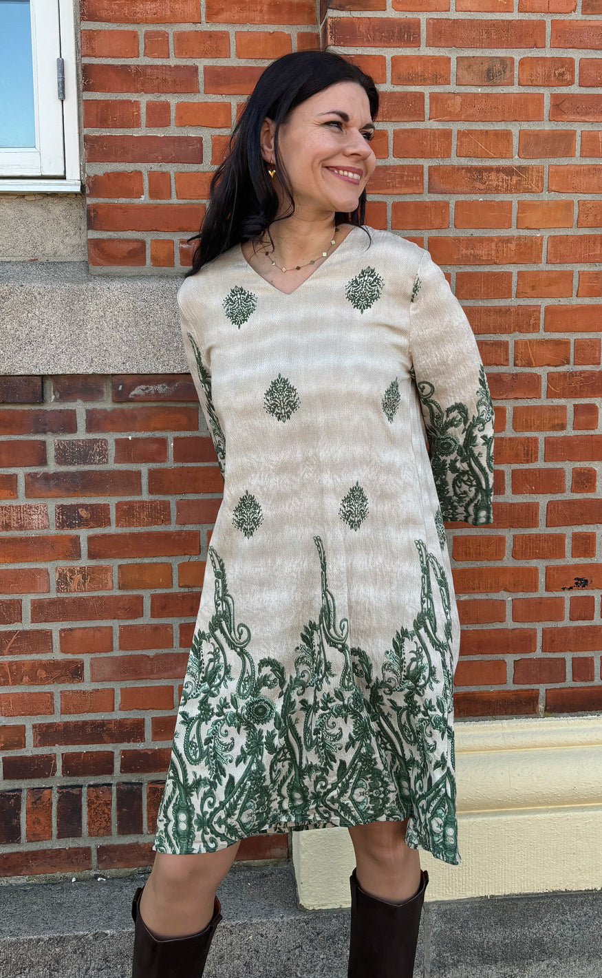 Say INA Copenhagen Kjole - Arianna - Green Paisley