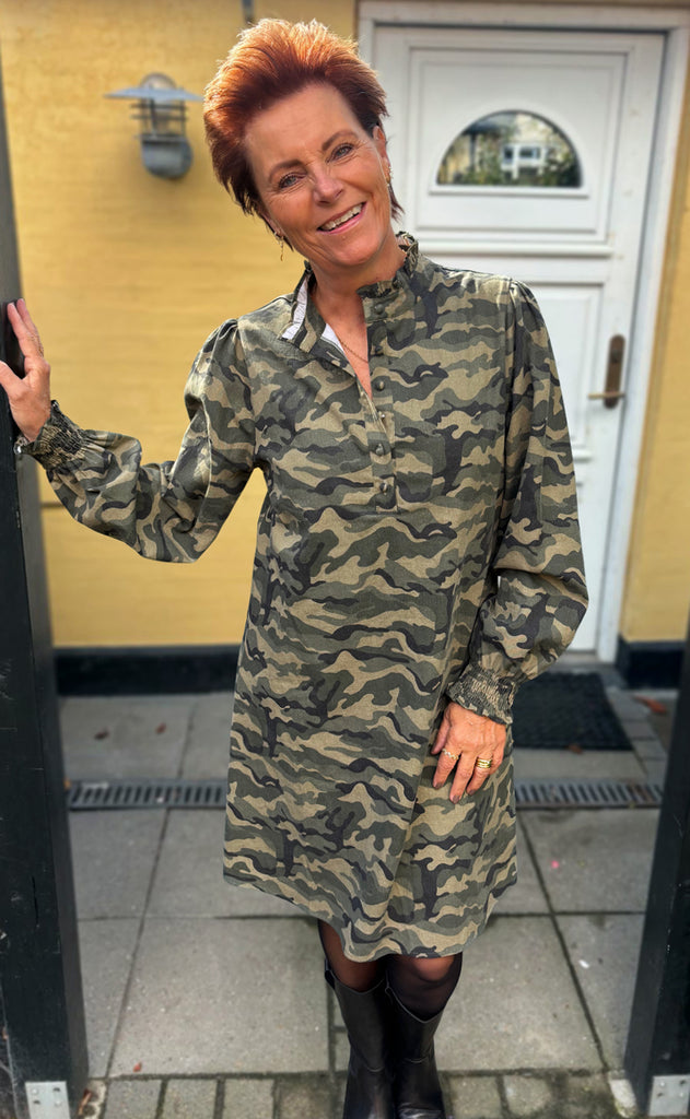 Say INA Copenhagen Kjole - Augusta - Camouflage