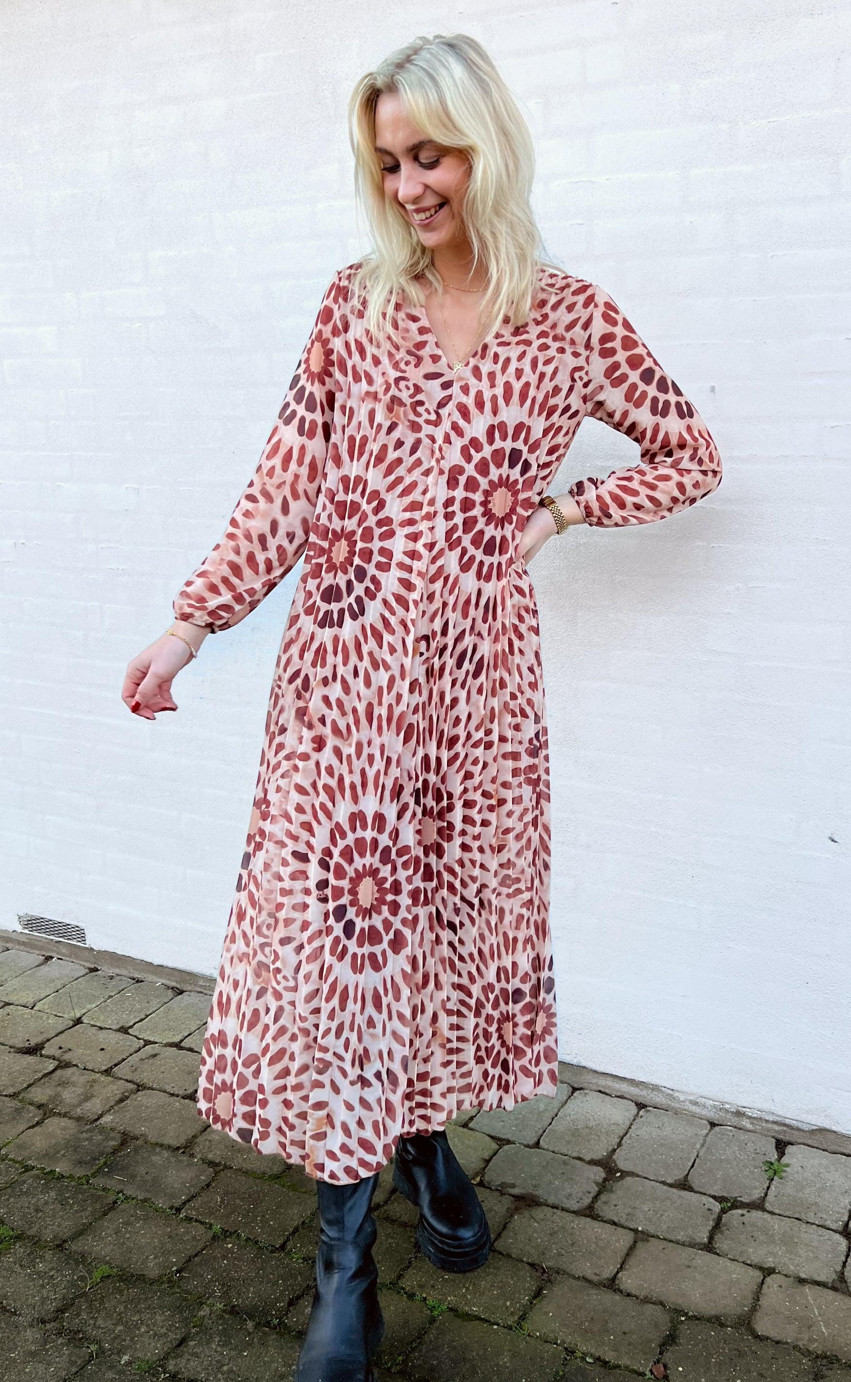 Say INA Copenhagen Kjole - Aya Plisse - Camel