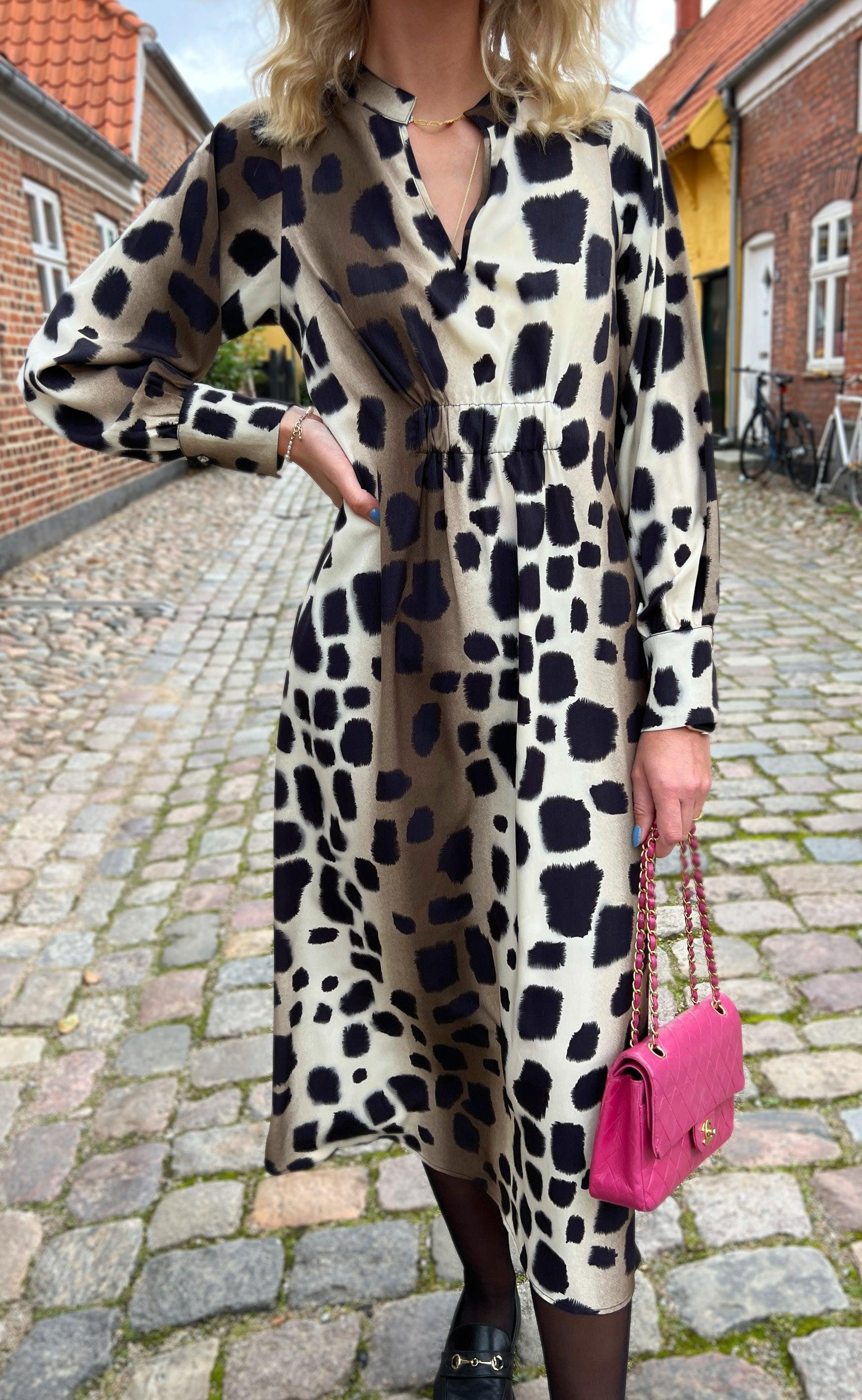 Say INA Copenhagen Kjole - Bella - Brown Gepard
