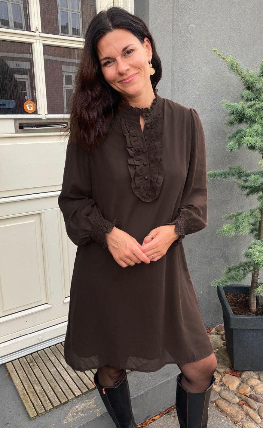 Say INA Copenhagen Kjole - Cami - Chocolate