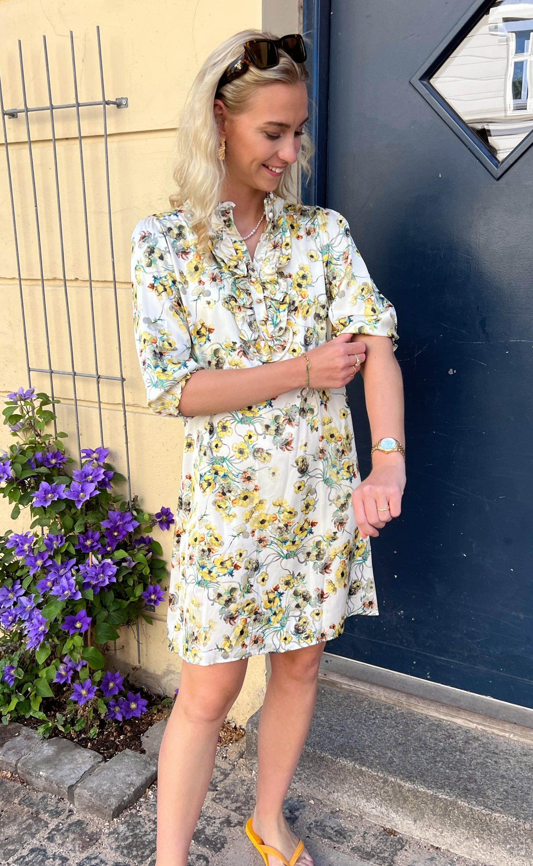 Say INA Copenhagen Kjole - Camilla - White Summer