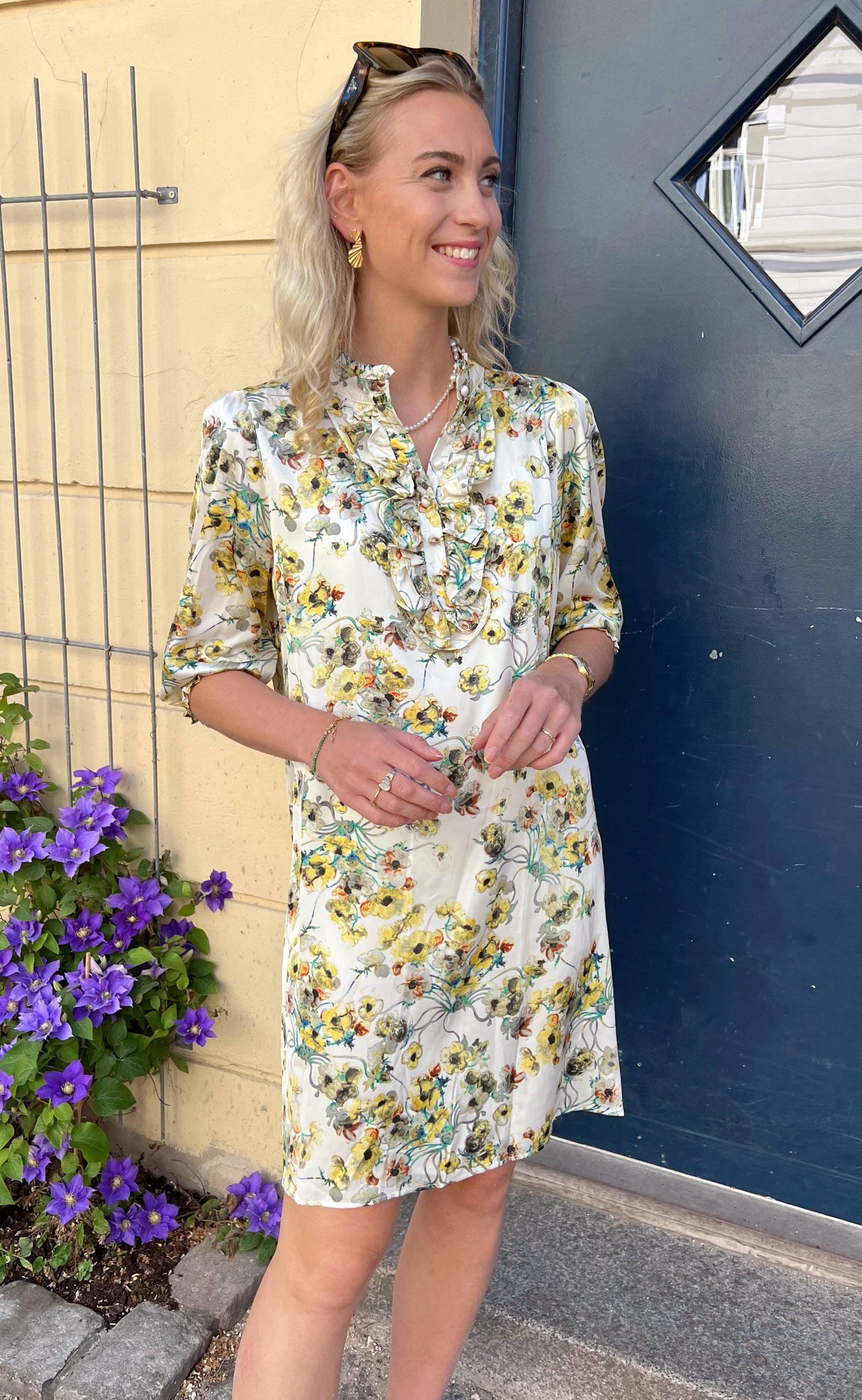 Say INA Copenhagen Kjole - Camilla - White Summer