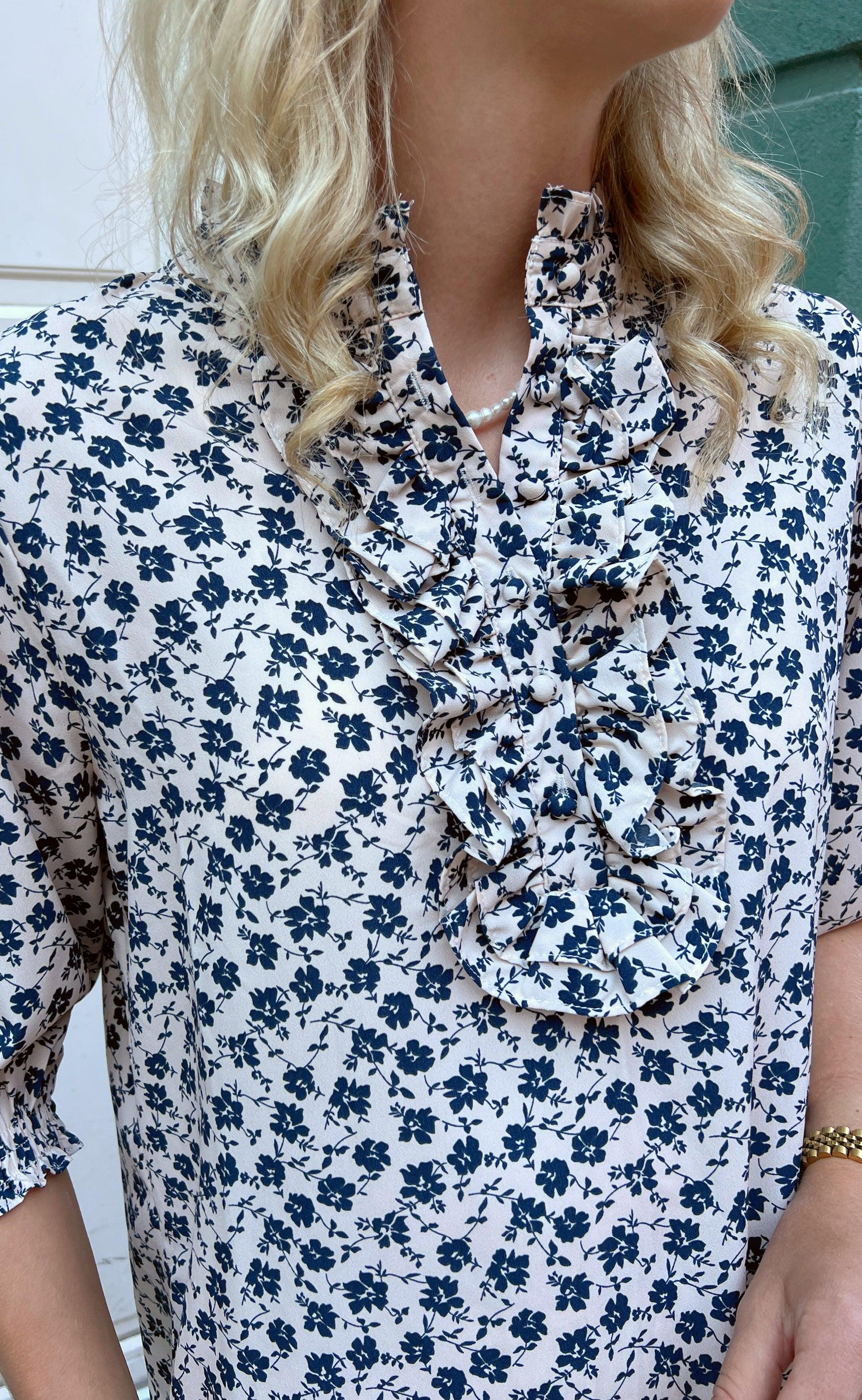 Say INA Copenhagen Kjole - Camilla - White/Blue Flower