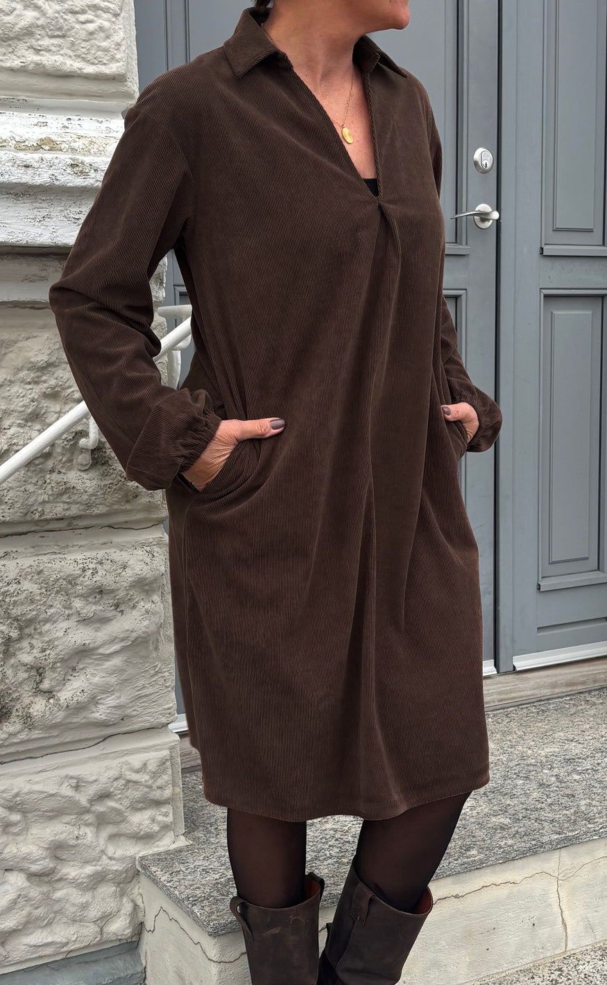 Say INA Copenhagen Kjole - Carina - Brown Corduroy