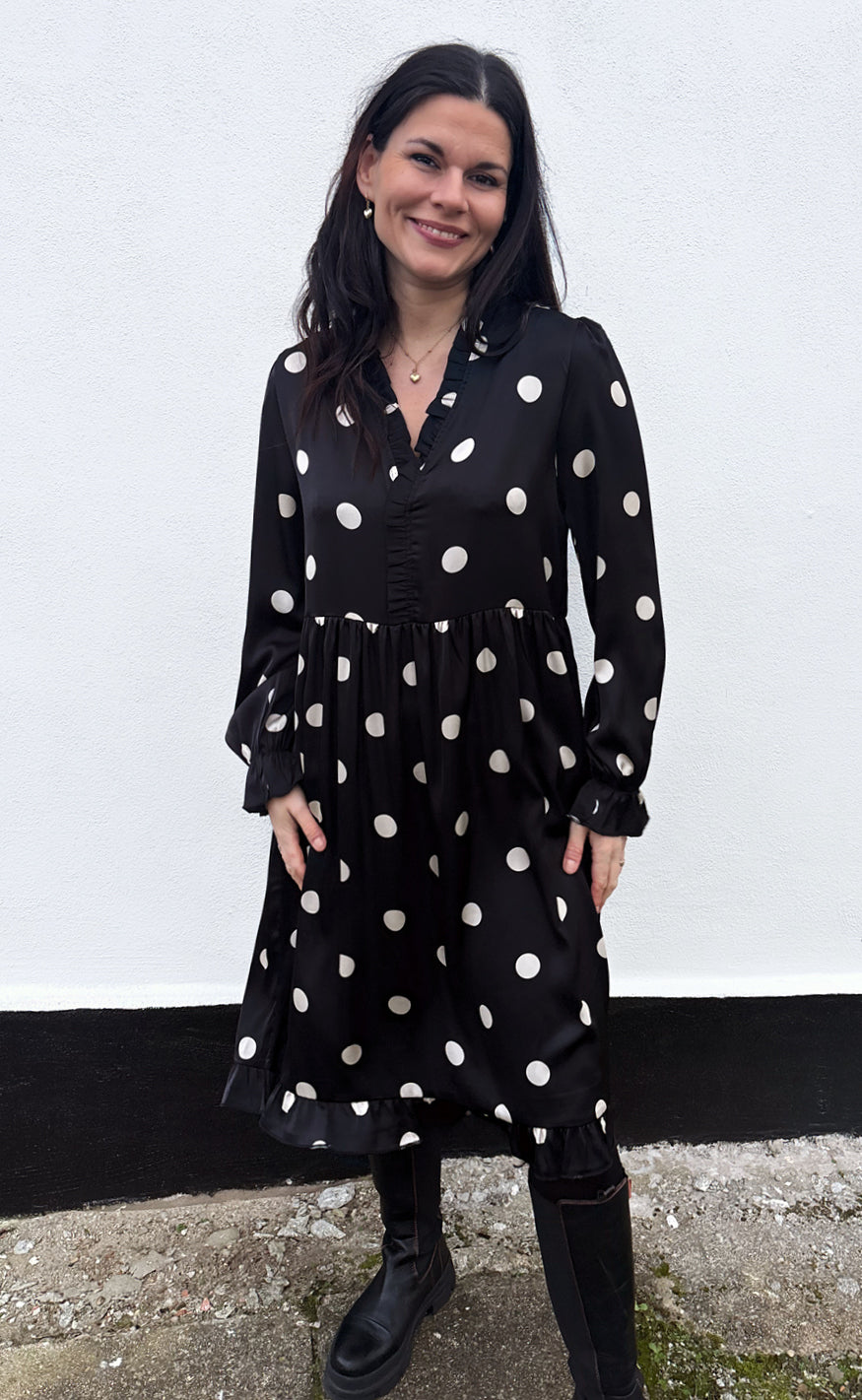 Say INA Copenhagen Kjole - Catja - Black W. Big Dots
