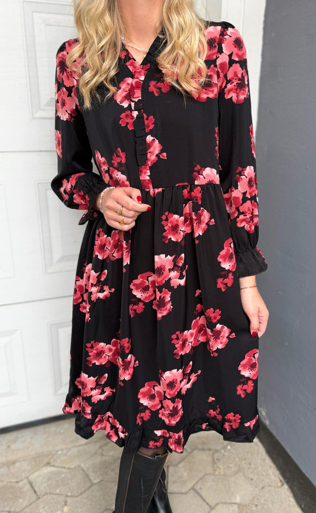 Say INA Copenhagen Kjole - Catja - Black W. Red Flowers