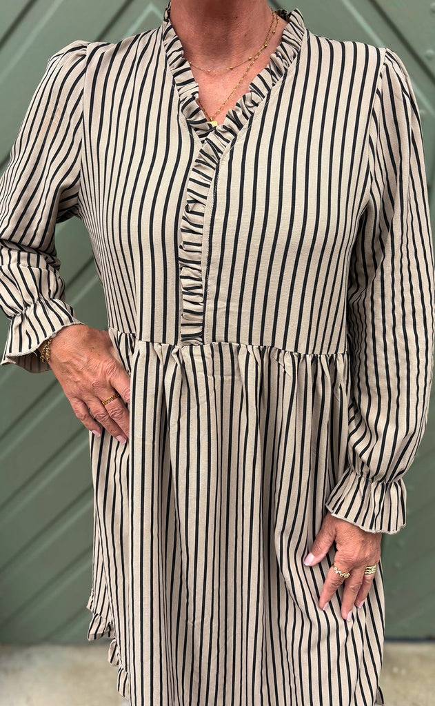 Say INA Copenhagen Kjole - Catja - Brown / Black Stripe