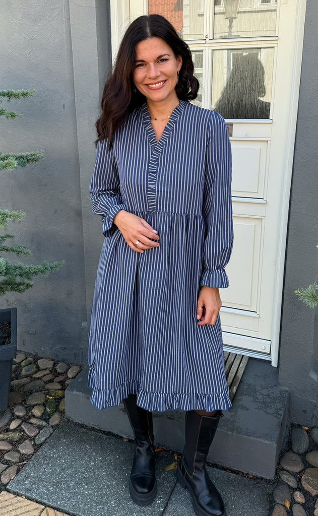 Say INA Copenhagen Kjole - Catja - Dark Blue Striped