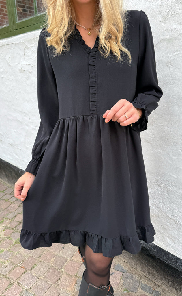 Say INA Copenhagen Kjole - Catja Short - Black