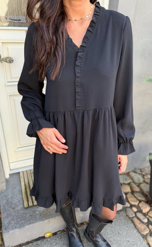 Say INA Copenhagen Kjole - Catja Short - Black