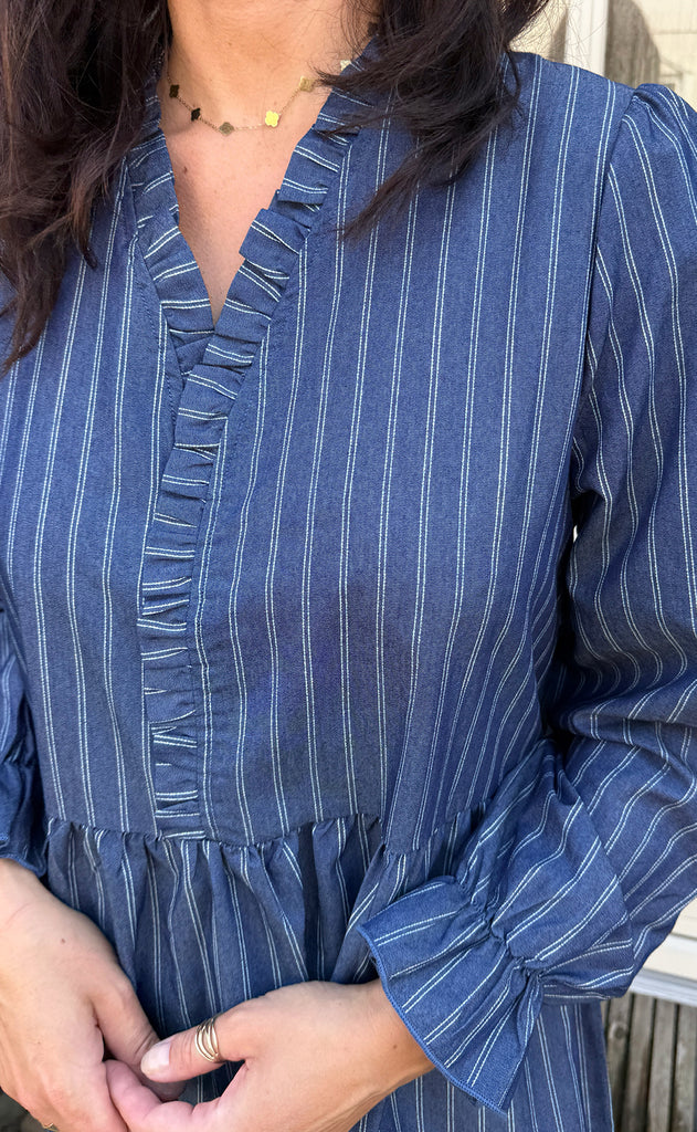 Say INA Copenhagen Kjole - Catja Short - Dark Denim Blue W. Pinstripe