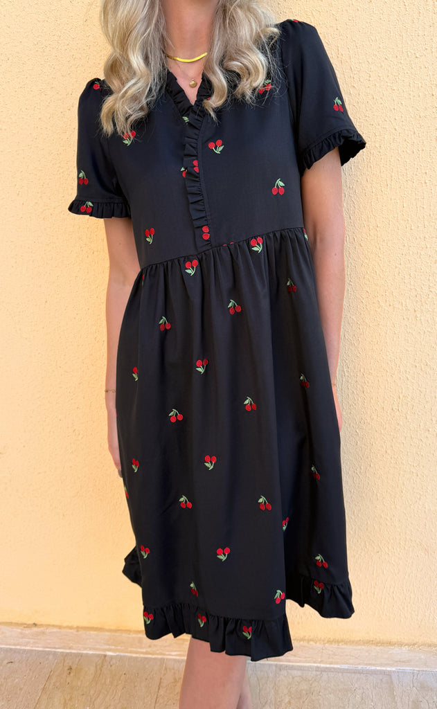 Say INA Copenhagen Kjole - Catja Summer Long - Black W. Cherries