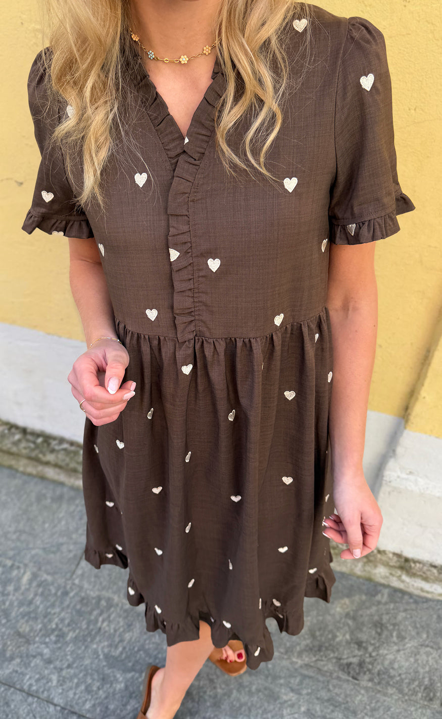 Say INA Copenhagen Kjole - Catja Summer Long - Dark Brown W. Off White Embroidery Hearts