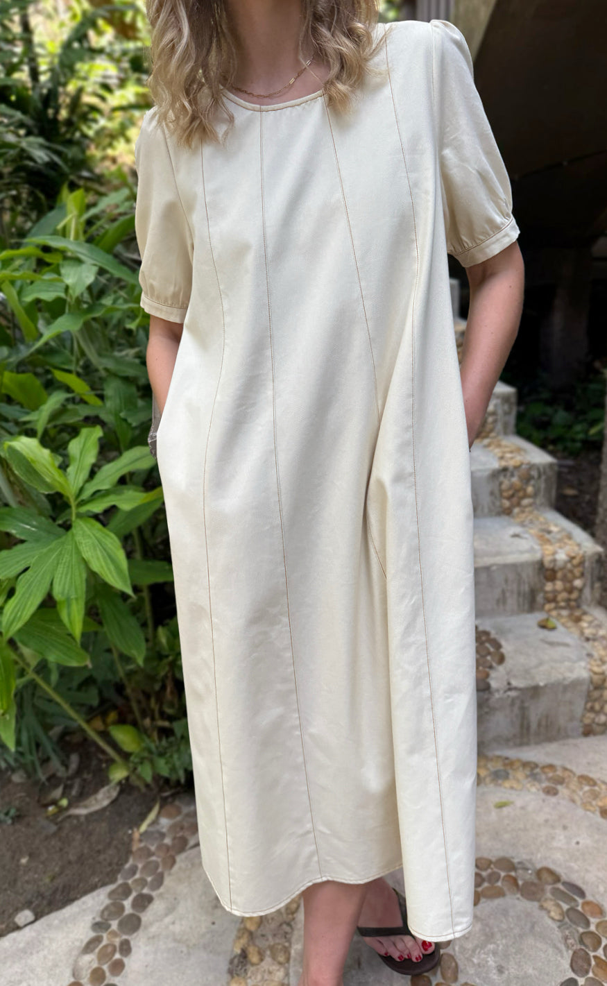 Say INA Copenhagen Kjole - Daniella Denim - Creme W. Brown Stitches