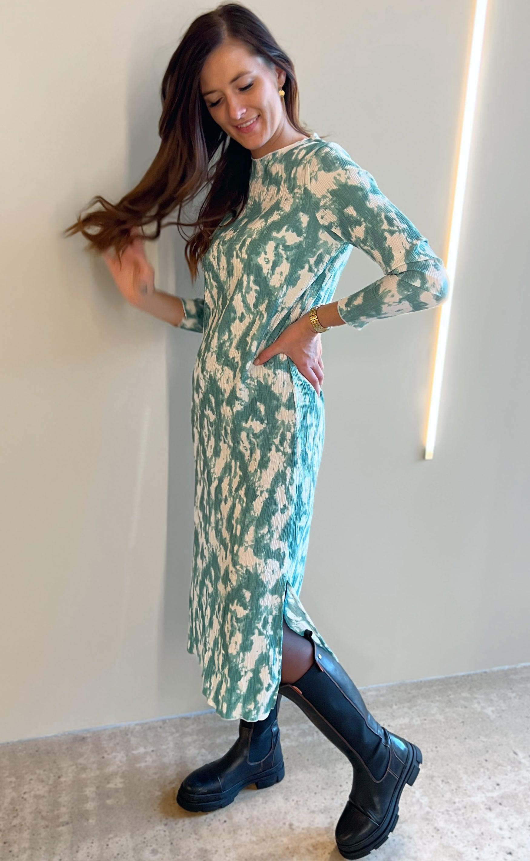 Say INA Copenhagen Kjole - Ditte - Green Tie Dye