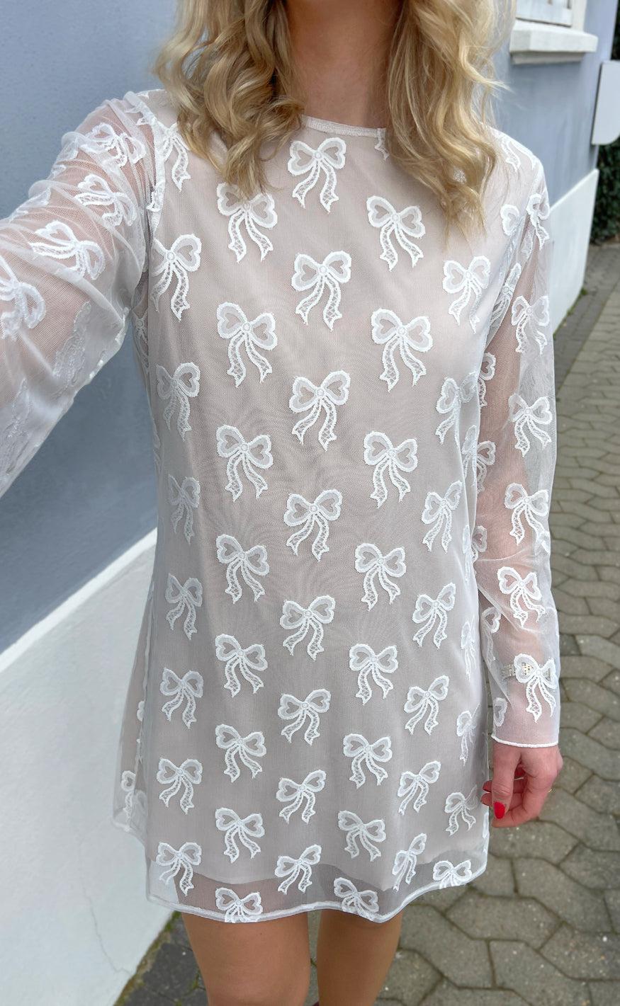 Say INA Copenhagen Kjole - Dreamy Bow Dress - White Bows