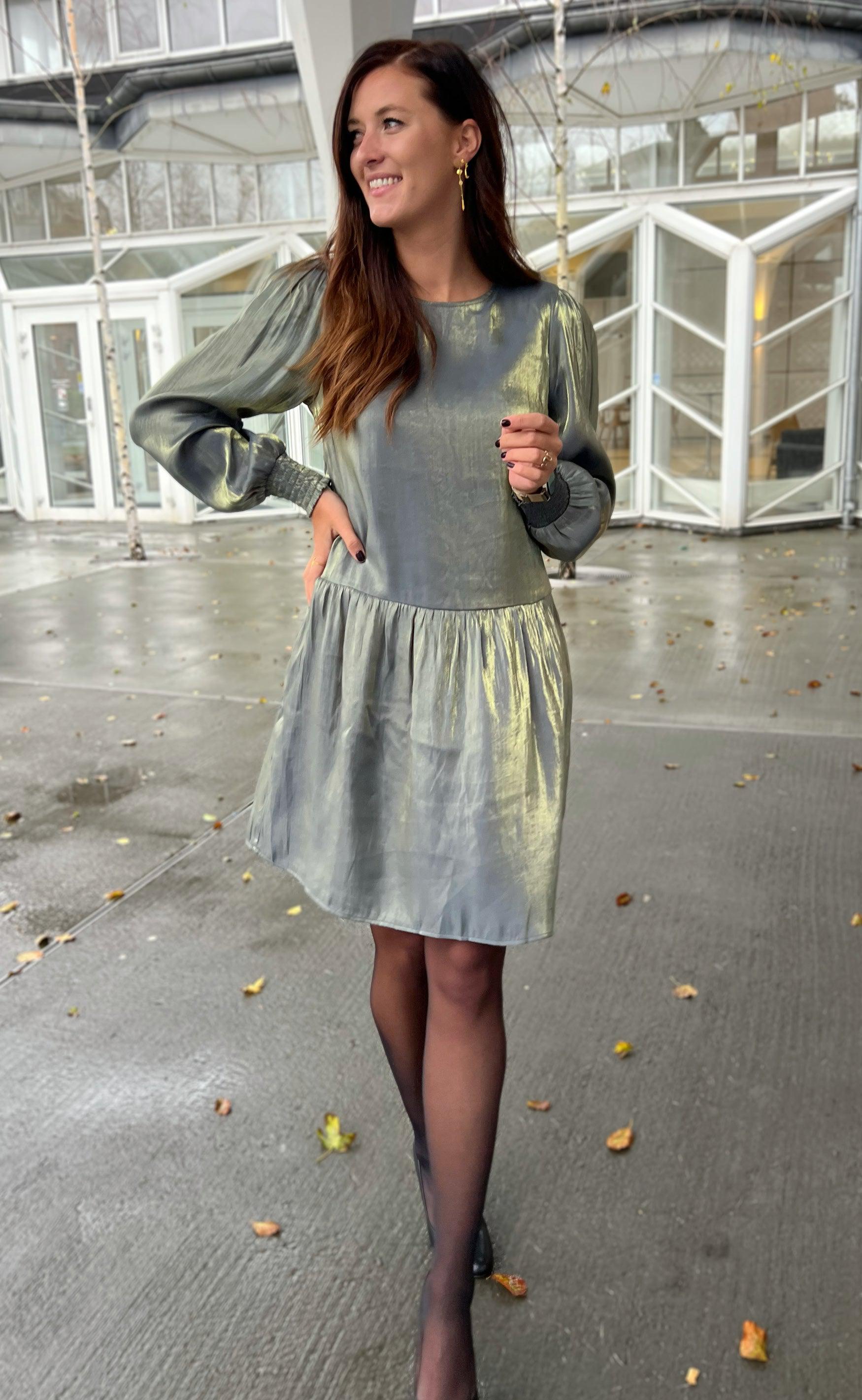 Say INA Copenhagen Kjole - Elina - Green Glitter