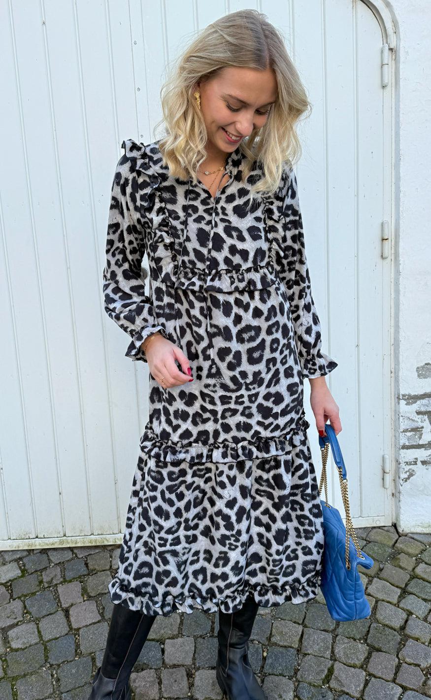 Say INA Copenhagen Kjole - Elina - Grey Leopard