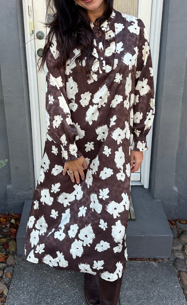 Say INA Copenhagen Kjole - Ella - Dark Brown W. White Flowers