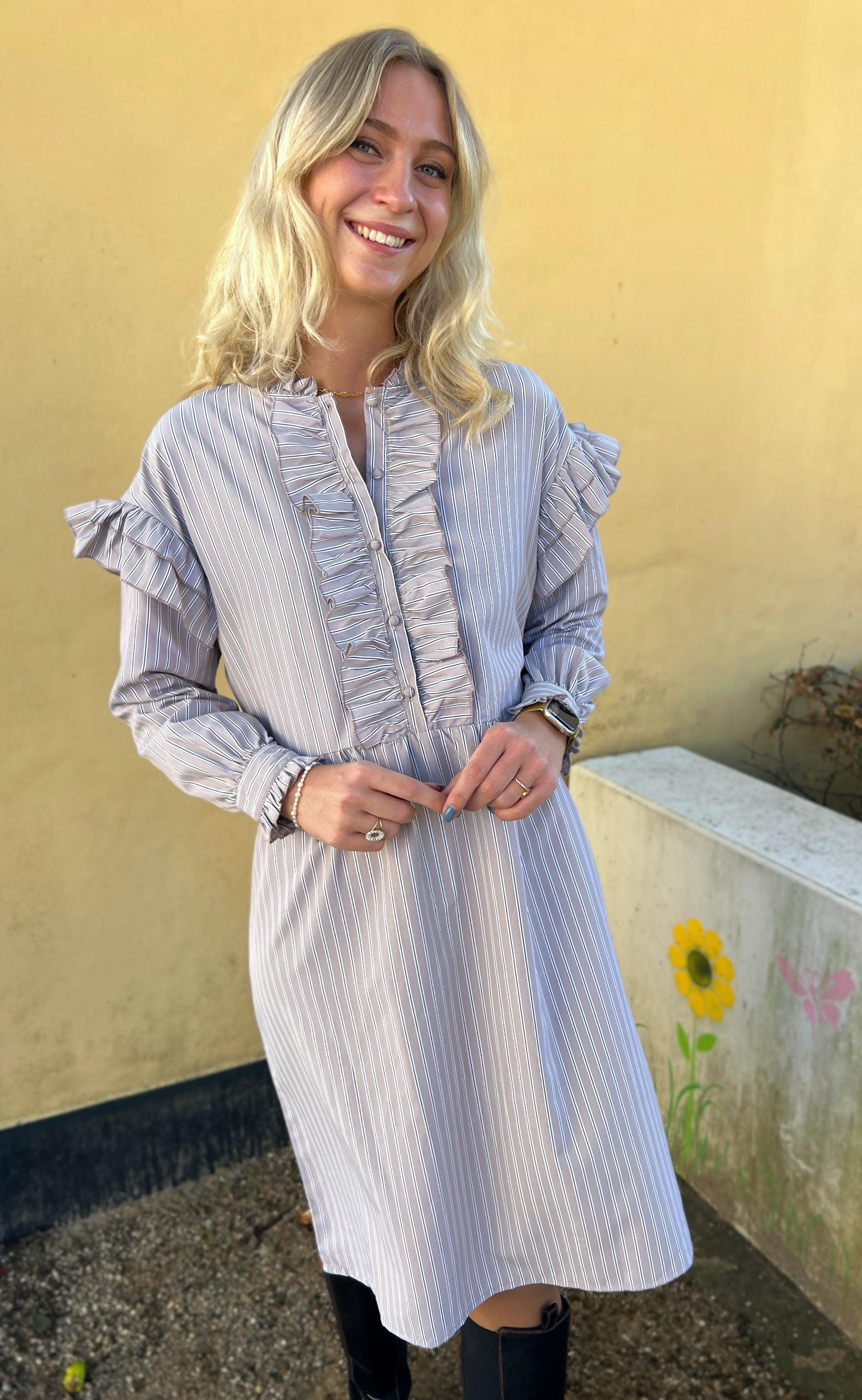 Say INA Copenhagen Kjole - Emilie - Grey Striped