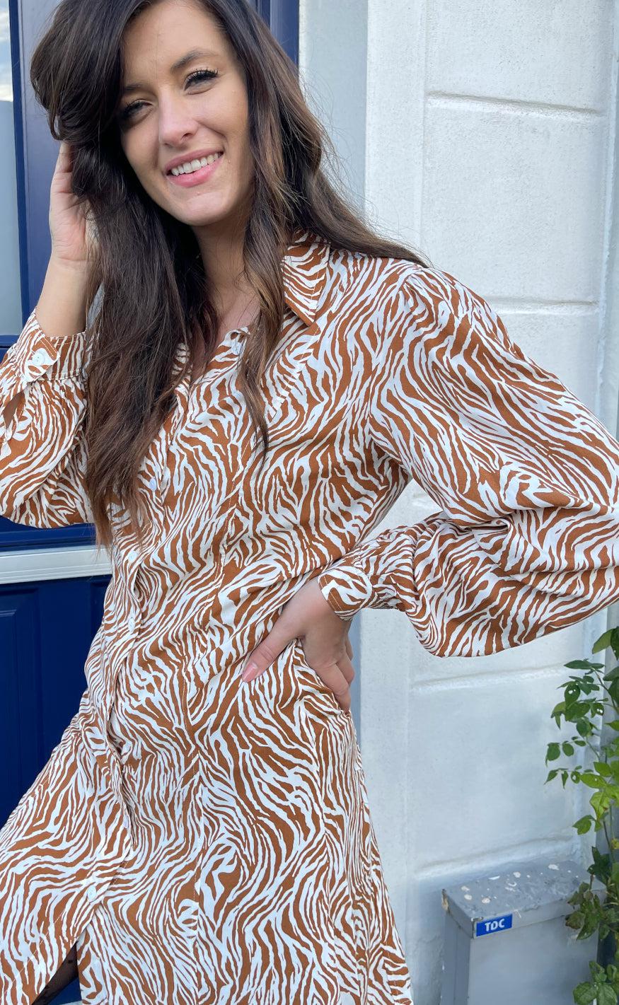 Say INA Copenhagen Kjole - Emma - White / Brown Zebra