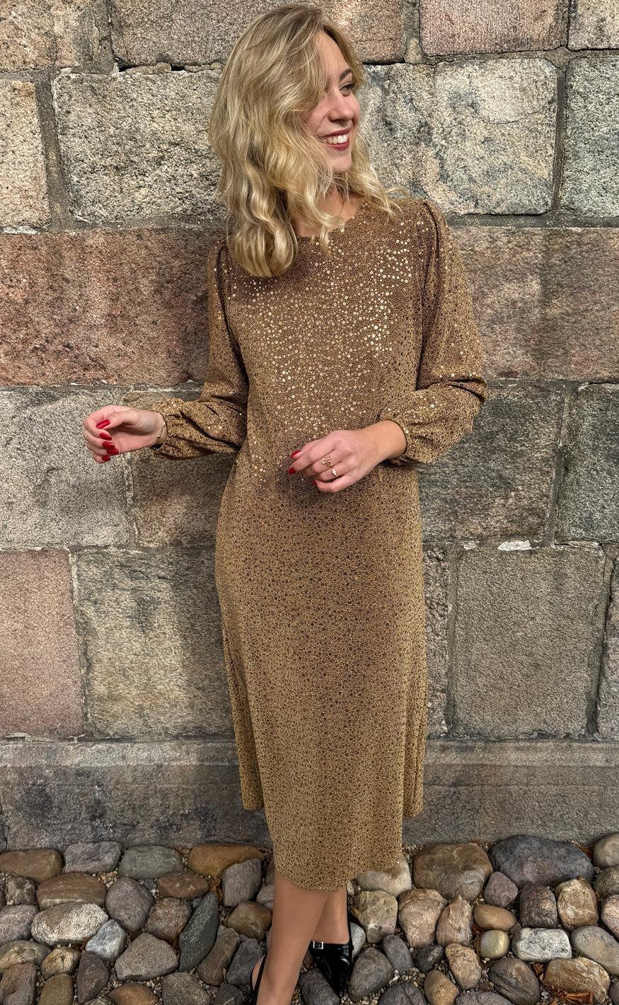 Say INA Copenhagen Kjole - Fia Long - Golden