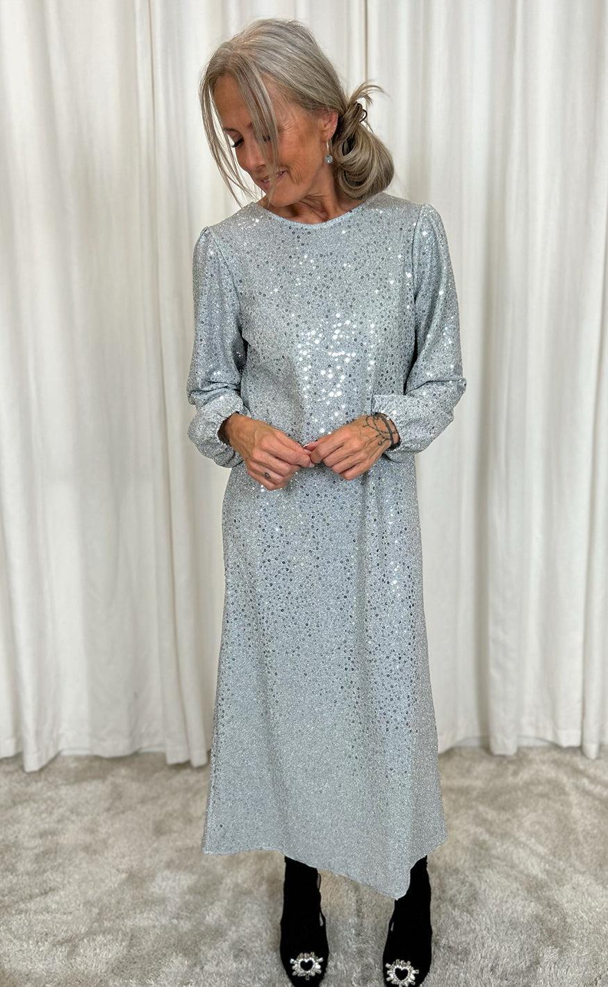 Say INA Copenhagen Kjole - Fia Long - Silver