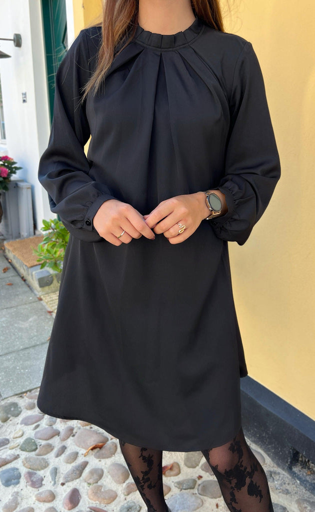 Say INA Copenhagen Kjole - Hazel - Black
