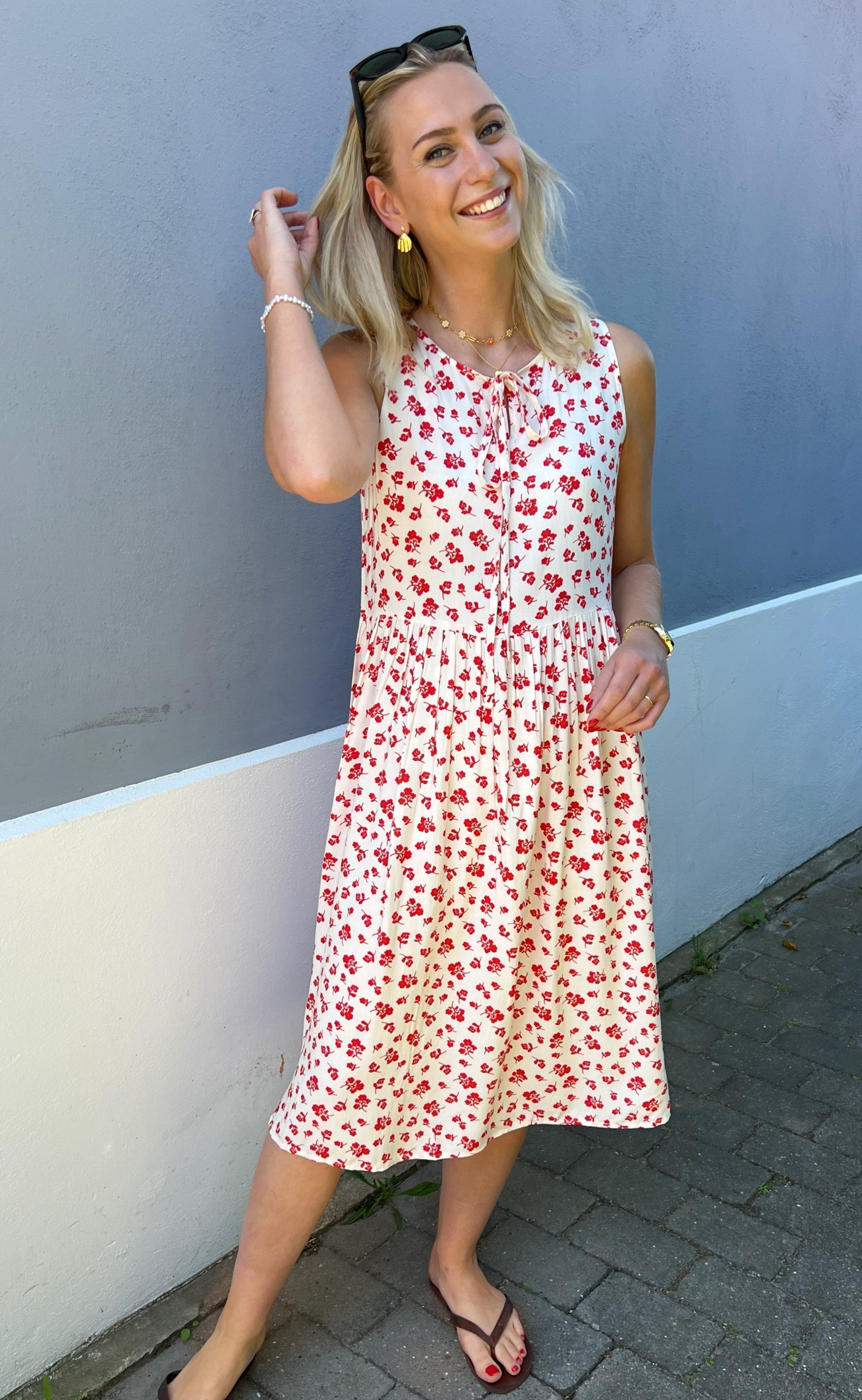 Say INA Copenhagen Kjole - Heidi - White/Red Flowers